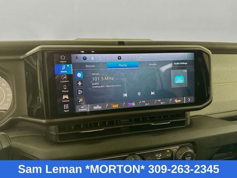 Used 2024 Jeep Gladiator Sport image 14