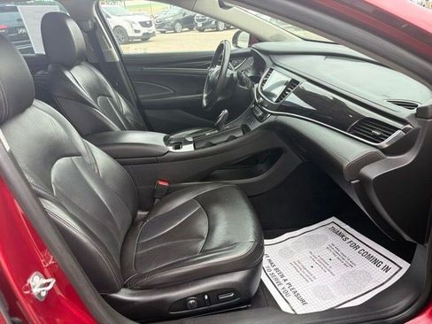 Used 2018 Buick LaCrosse Essence FWD image 20