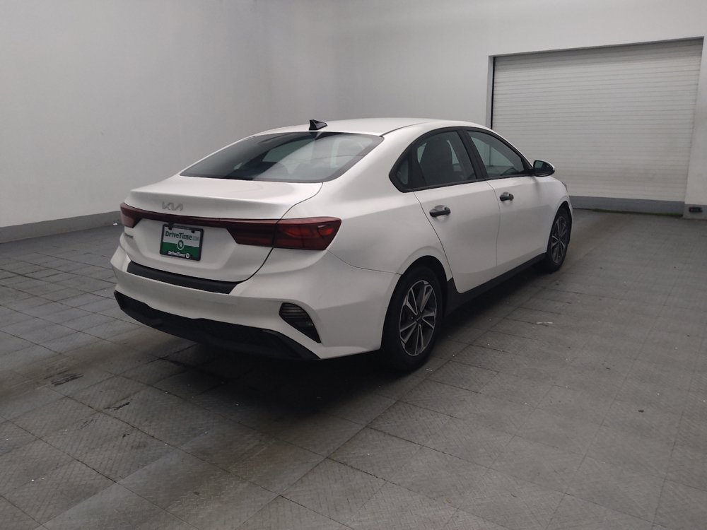 Used 2023 Kia Forte LXS FWD image 9