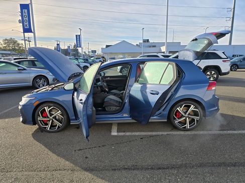 New 2025 Volkswagen GTI SE image 12