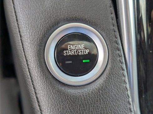 Used 2019 Cadillac Escalade Premium Luxury image 29