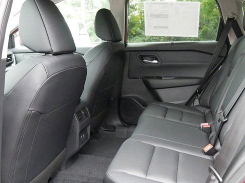 New 2026 Nissan Rogue SV w/ SV Premium Package image 6