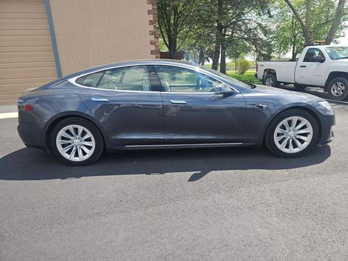 Used 2017 Tesla Model S 100D AWD/4WD image 4