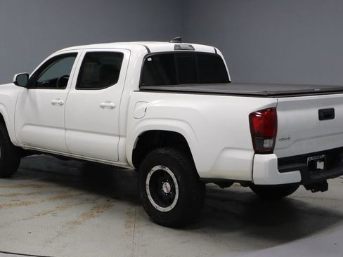 Used 2023 Toyota Tacoma SR AWD/4WD image 8
