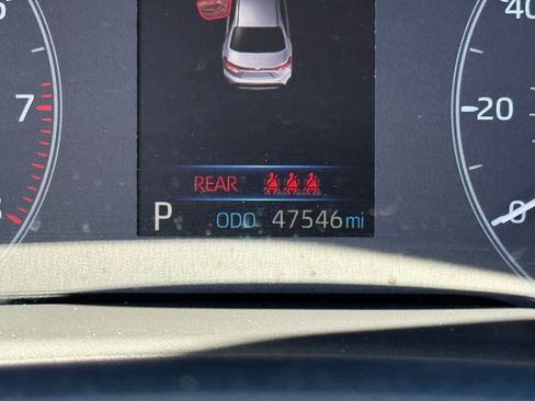 Used 2025 Toyota Corolla LE FWD image 18