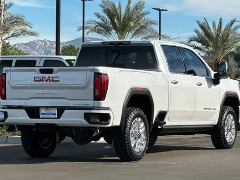 Used 2022 GMC Sierra 2500 Denali w/ Denali Ultimate Package image 4
