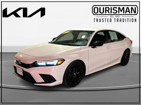 Used 2024 Honda Civic Sport image 2