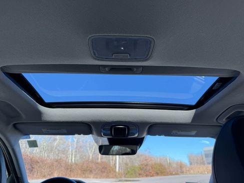 Used 2023 Hyundai Elantra Limited image 26