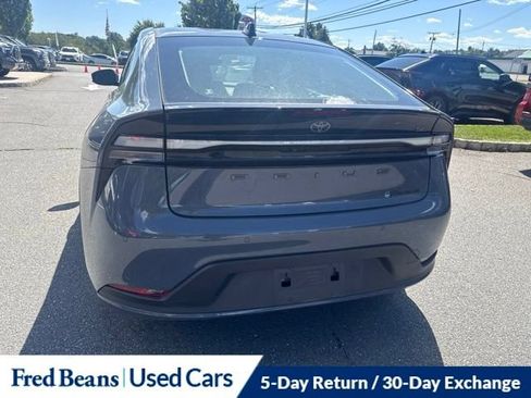 Used 2024 Toyota Prius Prime FWD image 13