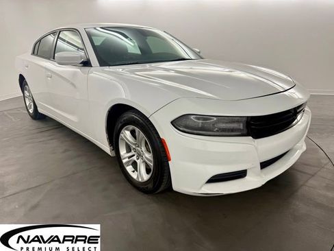 Used 2020 Dodge Charger SXT image 1