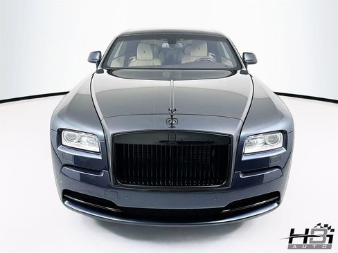 Used 2015 Rolls-Royce Wraith RWD image 3