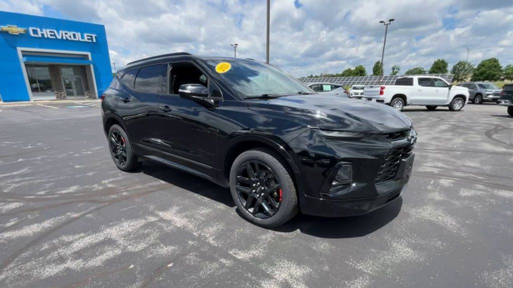 Used 2022 Chevrolet Blazer RS AWD/4WD image 2