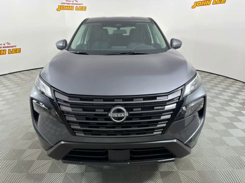 New 2026 Nissan Rogue SV FWD image 9