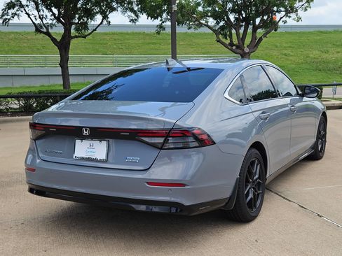 Certified 2023 Honda Accord Touring image 5