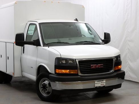 New 2025 GMC Savana 3500 w/ Power Convenience Package image 2