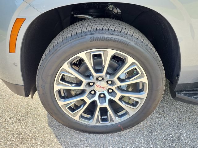New 2026 GMC Yukon Denali w/ Advanced Technology Package RWD image 8