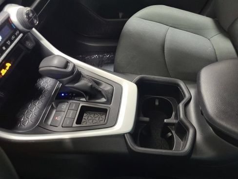 Used 2024 Toyota RAV4 XLE FWD image 28