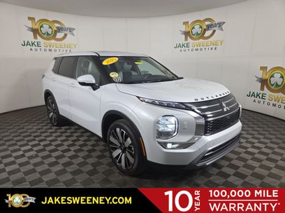 New 2025 Mitsubishi Outlander SE