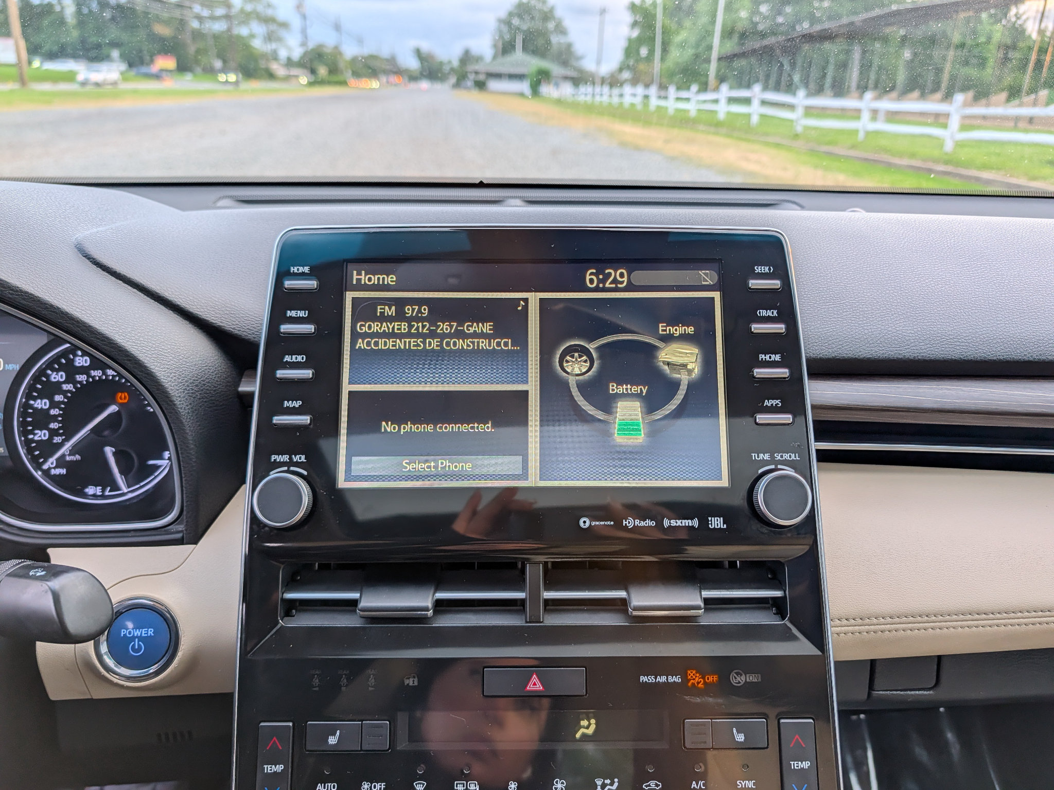 Used 2019 Toyota Avalon XLE w/ Moonroof Package FWD image 27
