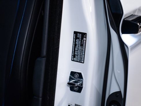 Used 2023 Rolls-Royce Cullinan image 32