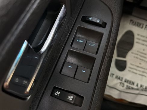 Used 2012 Ford F150 Raptor w/ Raptor Luxury Pkg image 18