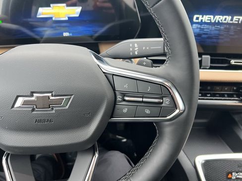 New 2026 Chevrolet Equinox ACTIV w/ Convenience Package III image 14