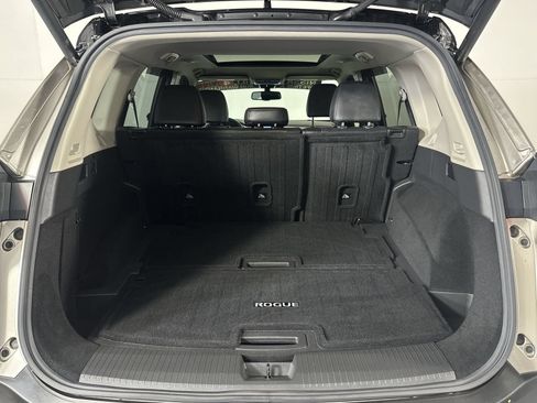 Certified 2021 Nissan Rogue Platinum AWD/4WD image 25