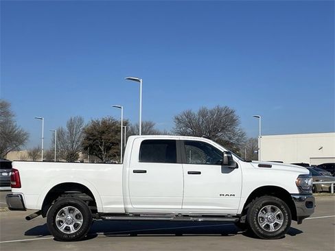 Used 2024 RAM 2500 Big Horn w/ Safety Group image 3