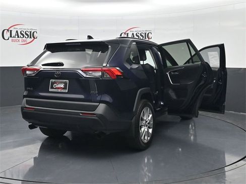 Used 2024 Toyota RAV4 XLE Premium image 36