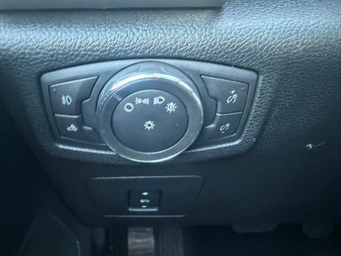 Used 2015 Ford F150 Lariat AWD/4WD image 25