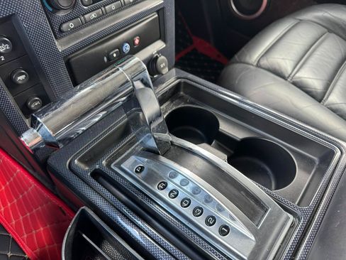 Used 2005 HUMMER H2 w/ Preferred Equipment Group AWD/4WD image 23