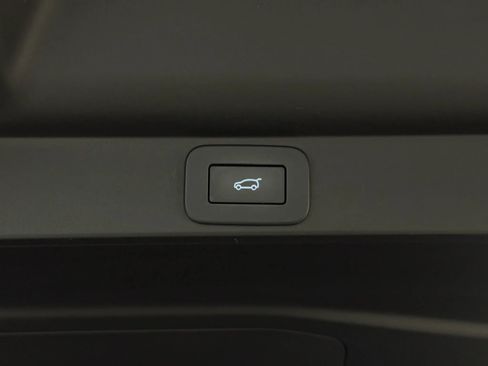 Used 2024 Land Rover Range Rover Long Wheelbase SE AWD/4WD image 74