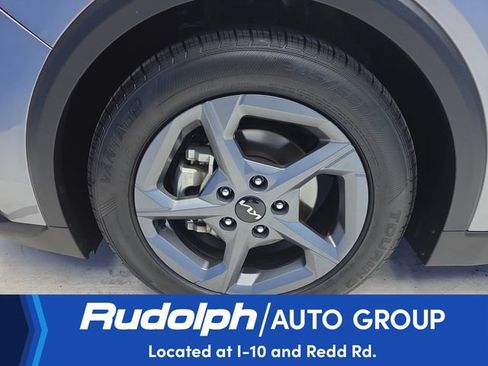 Used 2025 Kia K4 FWD image 29