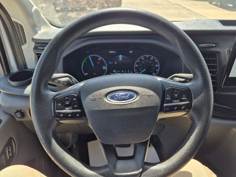 Certified 2023 Ford E-Transit 350 image 3