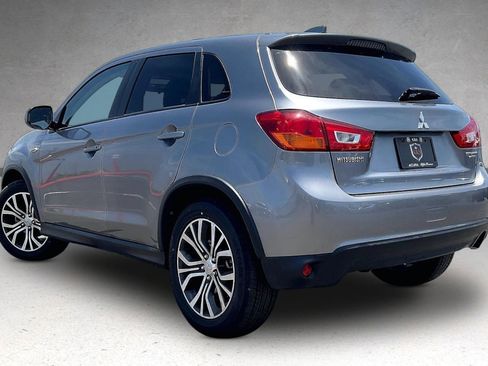 Used 2017 Mitsubishi Outlander Sport ES FWD image 3