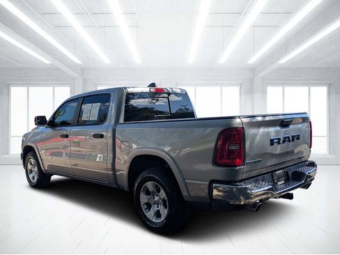 Used 2025 RAM 1500 Big Horn AWD/4WD image 5