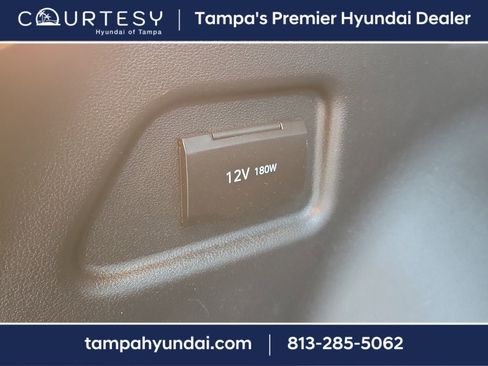 Used 2022 Hyundai Tucson SE w/ Cargo Package image 8