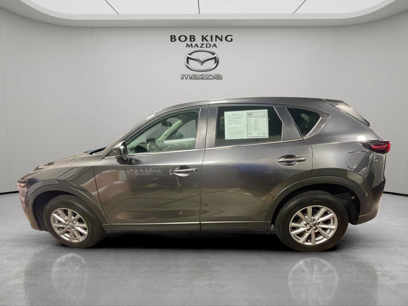 Used 2023 MAZDA CX-5 AWD 2.5 S w/ Select Package image 2