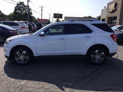 Used 2017 Chevrolet Equinox Premier w/ Enhanced Convenience Package image 8