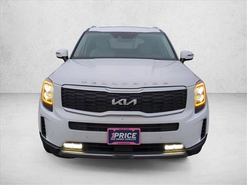 Used 2022 Kia Telluride SX w/ Towing Package image 2