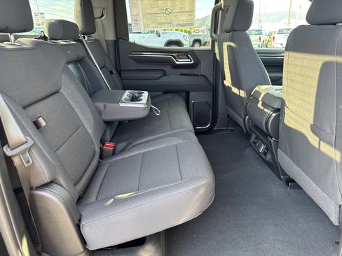 New 2026 GMC Sierra 1500 Elevation image 18