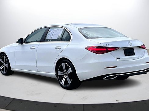 Used 2022 Mercedes-Benz C 300 Sedan image 7