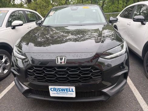 Used 2025 Honda HR-V LX image 2