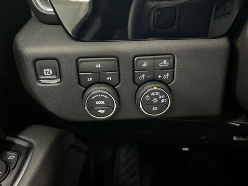New 2026 Chevrolet Silverado 2500 LT AWD/4WD image 13