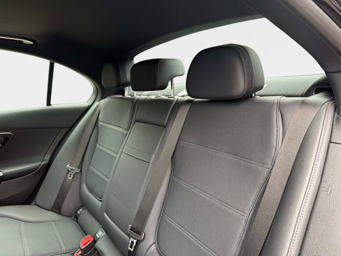 Used 2025 Mercedes-Benz C 300 Sedan image 14