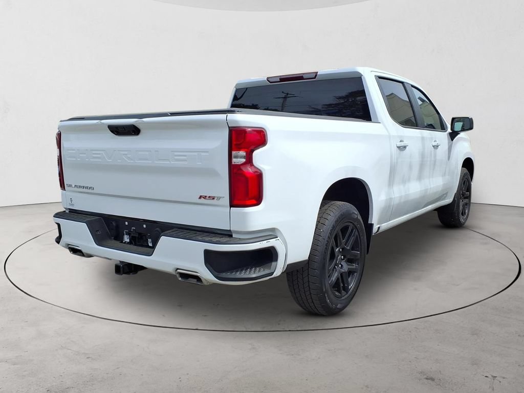 Used 2024 Chevrolet Silverado 1500 RST AWD/4WD image 5