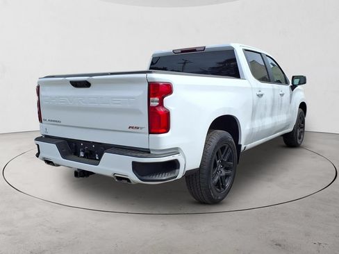 Used 2024 Chevrolet Silverado 1500 RST AWD/4WD image 5