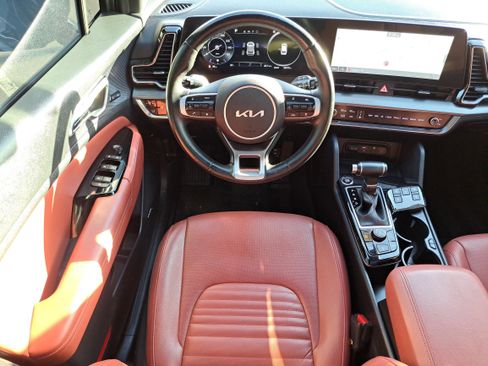Used 2023 Kia Sportage SX image 12