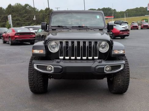 Used 2023 Jeep Gladiator Overland AWD/4WD image 7