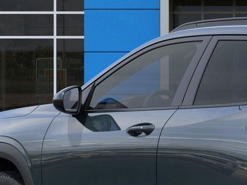 New 2026 Chevrolet Trax LT image 13